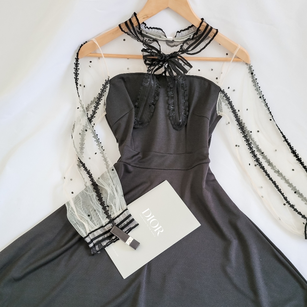 CHERIE - Tie Neck Dress